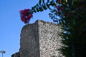 T?RKIYE-ISTANBUL-ANCIENT WALLS