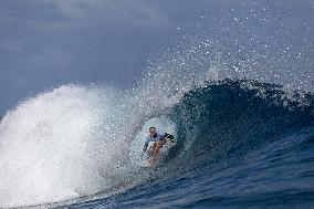 (PARIS2024)FRENCH POLYNESIA-TAHITI-SUFRING-TRAINING