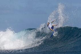 Paris 2024 - Surfing Training Session