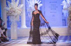 INDIA-NEW DELHI-INDIA COUTURE WEEK