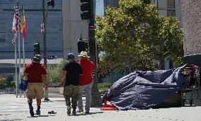 Gov. Newsome Orders Removal Of Homeless Encampments - LA