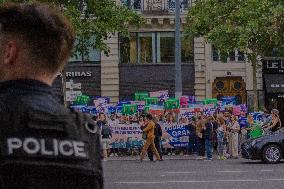 Demonstrators Anti-Olympic Games And Pro-Israel In Republic Square, In Paris.