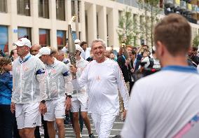 (PARIS2024)FRANCE-PARIS-OLYMPIC GAMES-TORCH RELAY