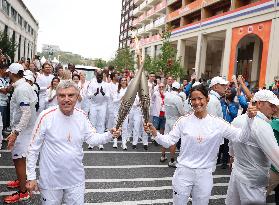 (PARIS2024)FRANCE-PARIS-OLYMPIC GAMES-TORCH RELAY