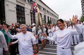 (PARIS2024)FRANCE-PARIS-OLYMPIC GAMES-TORCH RELAY