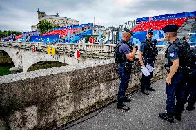 Paris 2024 - French Police, Divers, and Army Prepare For Opening Ceremony