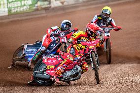 Leicester Lions v Belle Vue Aces - Rowe Motor Oil Premiership