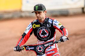 Leicester Lions v Belle Vue Aces - Rowe Motor Oil Premiership