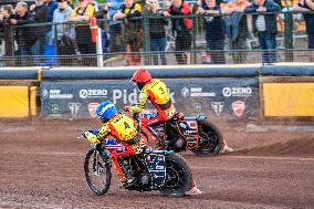 Leicester Lions v Belle Vue Aces - Rowe Motor Oil Premiership