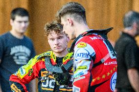 Leicester Lions v Belle Vue Aces - Rowe Motor Oil Premiership