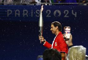 Paris 2024 - Zinedine Zidane And Rafael Nadal Carrie The Flame