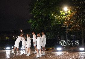 Paris 2024 - Torch Departing From Iena Bridge Towards Tuileries Gardens