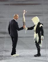 Zinedine Zidane And Rafael Nadal Carrie The Flame