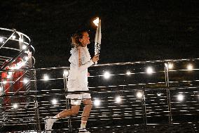 Paris 2024 - Torch Departing From Iena Bridge Towards Tuileries Gardens