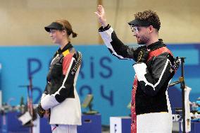 (PARIS2024)FRANCE-CHATEAUROUX-SHOOTING-10M AIR RIFLE MIXED TEAM-BRONZE MEDAL MATCH