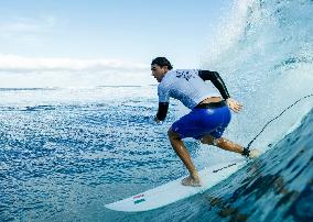 Paris 2024 - Surfing Training Session