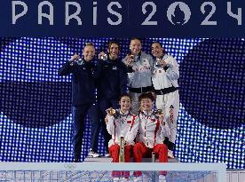 (PARIS2024)FRANCE-SAINT DENIS-DIVING-WOMEN'S SYNCHRONISED 3M SPRINGBOARD--AWARDING CEREMONY