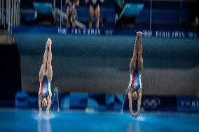 Paris 2024 - Juliette Landi And Nais Gillet At Women's Synchronised 3m Springboard Diving Final