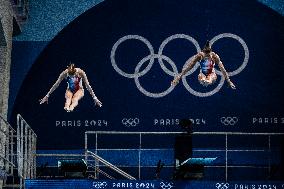 Paris 2024 - Juliette Landi And Nais Gillet At Women's Synchronised 3m Springboard Diving Final