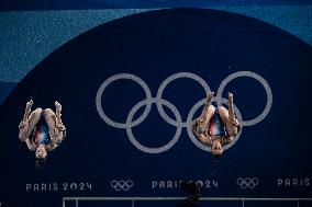 Paris 2024 - Juliette Landi And Nais Gillet At Women's Synchronised 3m Springboard Diving Final