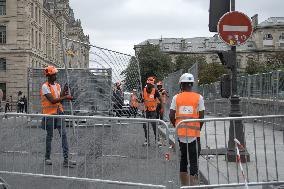 Paris 2024 - Chaos In The Train Stations And In The Streets Of Paris