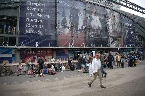 Paris 2024 - Chaos In The Train Stations And In The Streets Of Paris