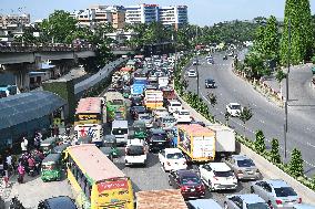 Daily Life In Dhaka