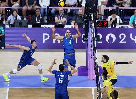 (PARIS2024)FRANCE-PARIS-VOLLEYBALL-MEN'S PRELIMINARY ROUND-ITA VS BRA