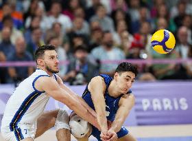 (PARIS2024)FRANCE-PARIS-VOLLEYBALL-MEN'S PRELIMINARY ROUND-ITA VS BRA