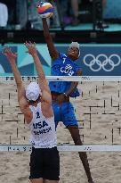 (PARIS2024)FRANCE-PARIS-BEACH VOLLEYBALL-MEN'S PRELIMINARY