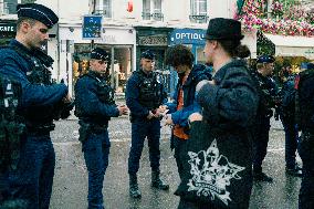 Paris 2024 - Action Extinction Rebellion Stopped by police