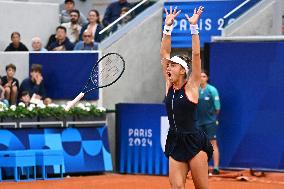 Paris 2024 - Tennis - Caroline Garcia v Jaqueline Cristia