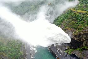 Dongjiang Reservoir Release Floodwaters in Chenzhou