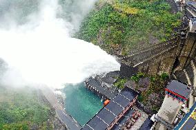 Dongjiang Reservoir Release Floodwaters in Chenzhou