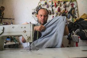 MIDEAST-GAZA-JABALIA REFUGEE CAMP-SEWING MACHINE