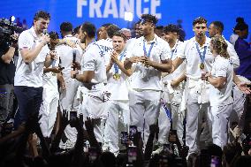 Paris 2024 - French Rugby 7 Players Celebrate Their Gold Medal At Club France