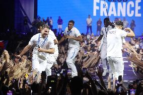 Paris 2024 - French Rugby 7 Players Celebrate Their Gold Medal At Club France