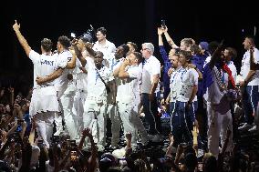 Paris 2024 - French Rugby 7 Players Celebrate Their Gold Medal At Club France