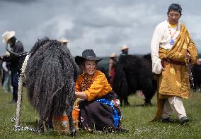 (SichuanMosaics)CHINA-SICHUAN-GARZE-RURAL FOLK EVENT (CN)