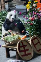 CHINA-QINGHAI-XINING-GIANT PANDAS-BIRTHDAY CELEBRATION (CN)