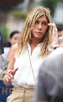 Jennifer Aniston On Set - NYC