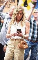 Jennifer Aniston On Set - NYC