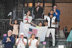 Paris 2024 - Chrissy Teigen And John Legend At Gymnastic