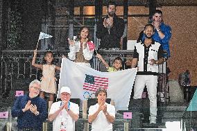 Paris 2024 - Chrissy Teigen And John Legend At Gymnastic