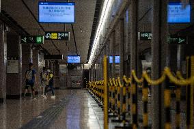 Hong Kong MTR Suspended Train Service To Some Stations For Maintenance