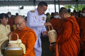 Celebrates Thai King Maha Vajiralongkorn's 72nd Birthday.