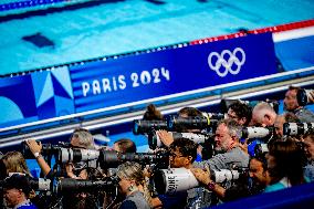 Paris 2024 - Photographers during the Swimming competitions