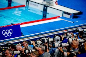 Paris 2024 - Photographers during the Swimming competitions