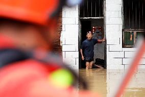 Rainstorm Hit Zixing