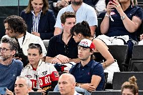 Paris 2024 - Nina Dobrev And Shaun White At Gymnastic